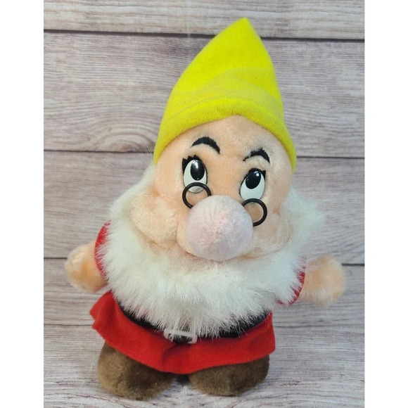 Vintage Disney Parks Snow White Plush Doc Stuffed Animal Dwarf Toy Yellow Red 7" - Picture 1 of 5